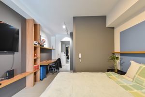 Image 3 - 921490