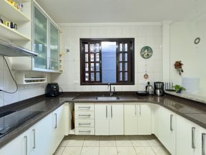 Image 22 - 921492