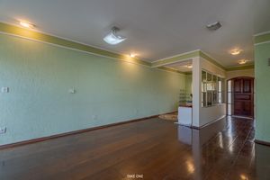 Image 4 - 921503