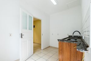 Image 32 - 921521