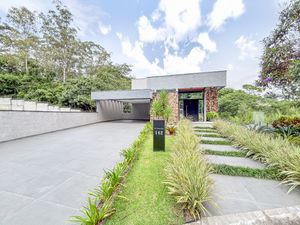 Image 17 - 921522