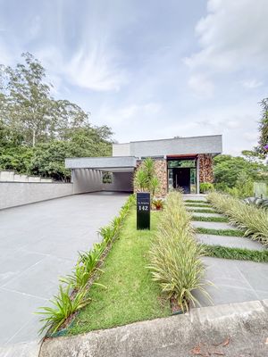 Image 23 - 921522