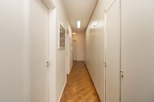 Image 3 - 921529