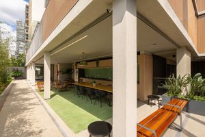 Image 37 - 921530