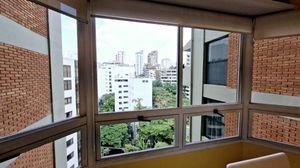 Image 18 - 921533