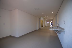 Image 22 - 921536