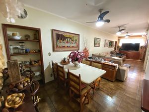 Image 10 - 921539