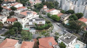 Image 5 - 921543