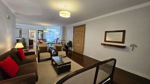 Image 3 - 921556