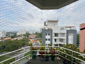 Image 8 - 921566