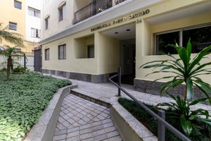 Image 27 - 921574