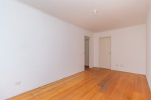 Image 4 - 921577