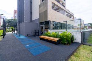 Image 30 - 921582