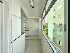 Image 12 - 921599