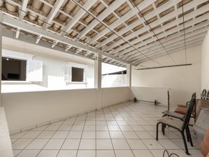 Image 24 - 921604