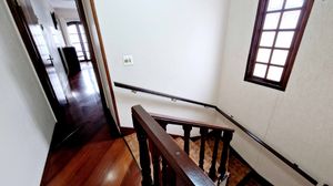 Image 19 - 921607