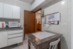 Image 33 - 921611