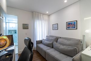 Image 31 - 921617