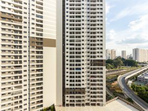 Image 34 - 921628