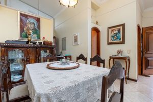 Image 30 - 921633
