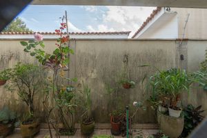 Image 17 - 921633