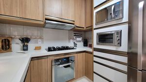 Image 17 - 921634