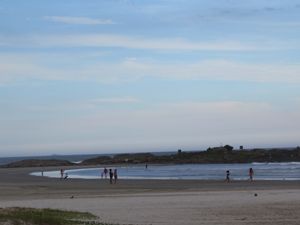 Image 10 - 921635