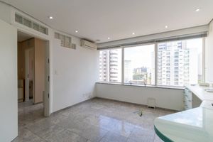 Image 6 - 921645