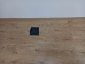Image 8 - 921648