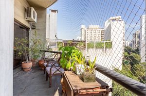 Image 11 - 921653