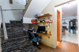 Image 4 - 921655