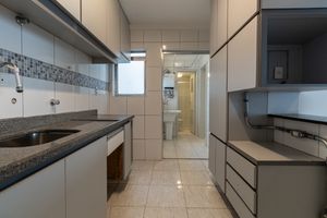 Image 6 - 921659
