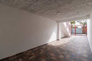 Image 22 - 921662