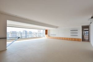 Image 1 - 921663