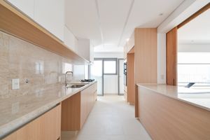 Image 22 - 921663