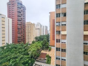 Image 29 - 921666