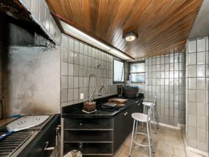 Image 17 - 921667