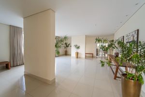 Image 39 - 921672
