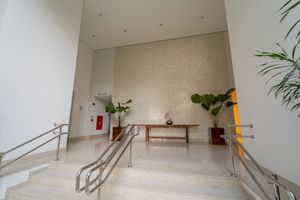 Image 60 - 921672