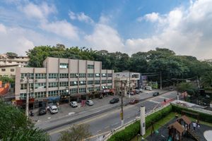 Image 12 - 921673