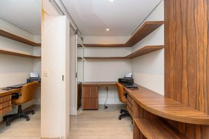 Image 33 - 921677