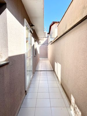 Image 9 - 921685