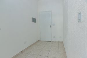 Image 30 - 921698