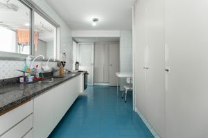 Image 31 - 921699
