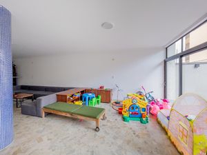 Image 25 - 921710