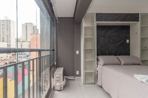 Image 19 - 921715