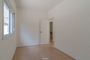 Image 18 - 921716