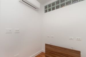 Image 27 - 921717