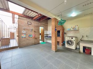 Image 13 - 921731
