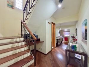 Image 1 - 921731